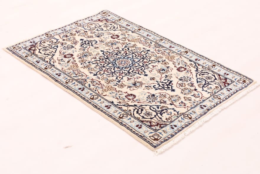 Handgeknüpfter Nain Perserteppich, 110 × 73 cm, Wolle & Seide
