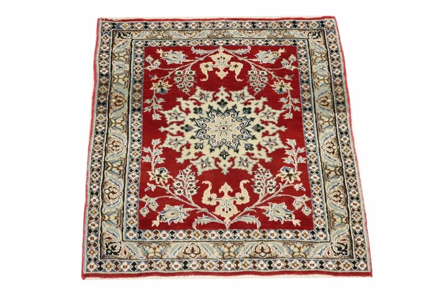 Nain Perserteppich 89 × 71 cm aus Wolle & Seide, handgeknüpft
