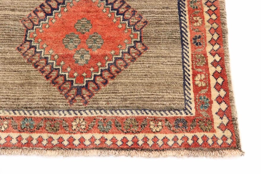 Shiraz Perserteppich aus Iran, 184 × 112 cm