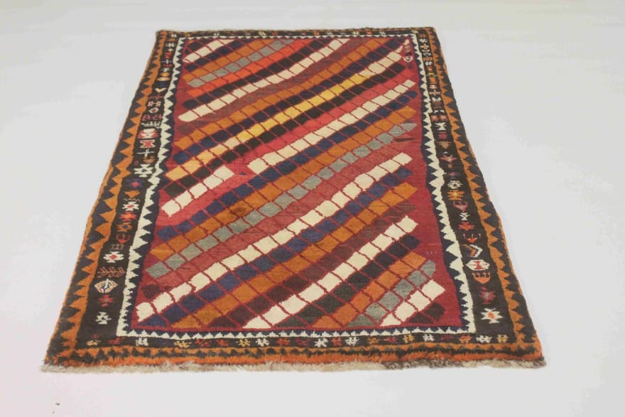 Qashqai Perserteppich aus Iran, 194 × 109 cm