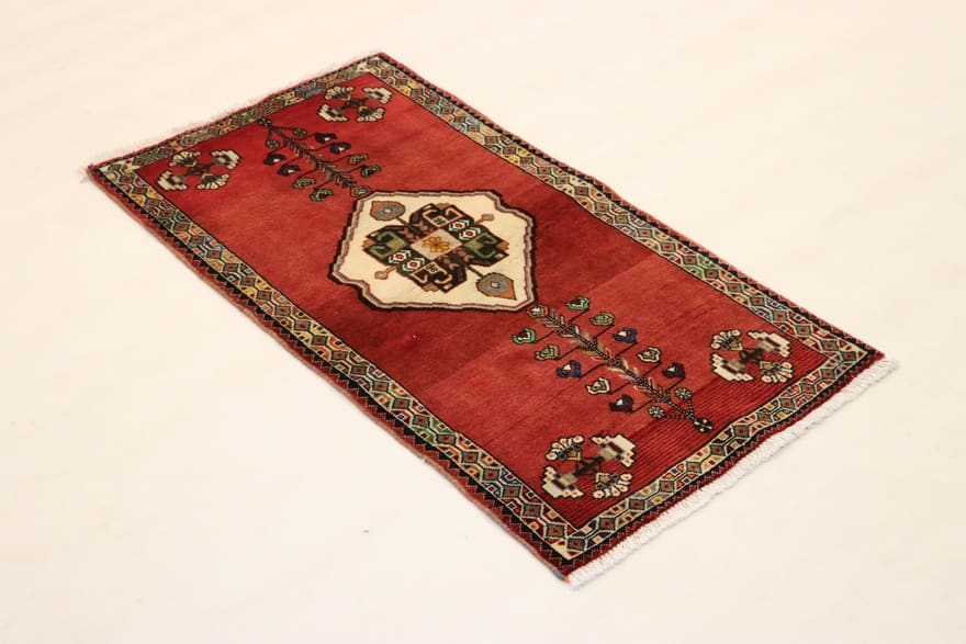 Qashqai Perserteppich 129 × 72 cm aus Wolle, handgeknüpft