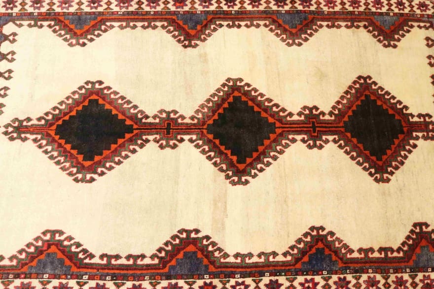 Handgeknüpfter Qashqai Perserteppich 224 × 137 cm