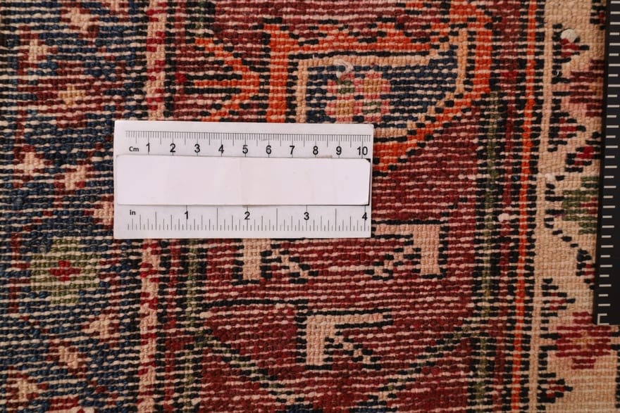 Perserteppich aus Iran, 227 × 130 cm