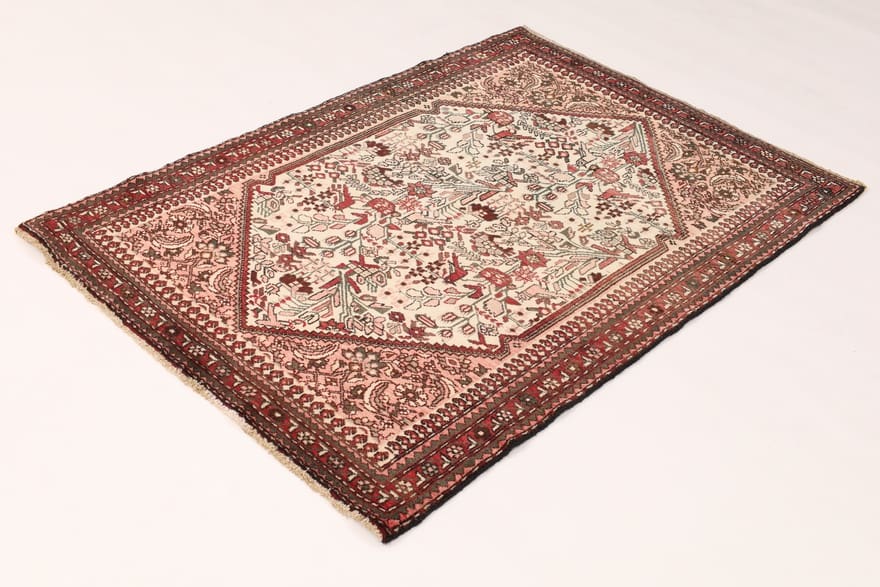 Perserteppich aus Iran, 152 × 110 cm