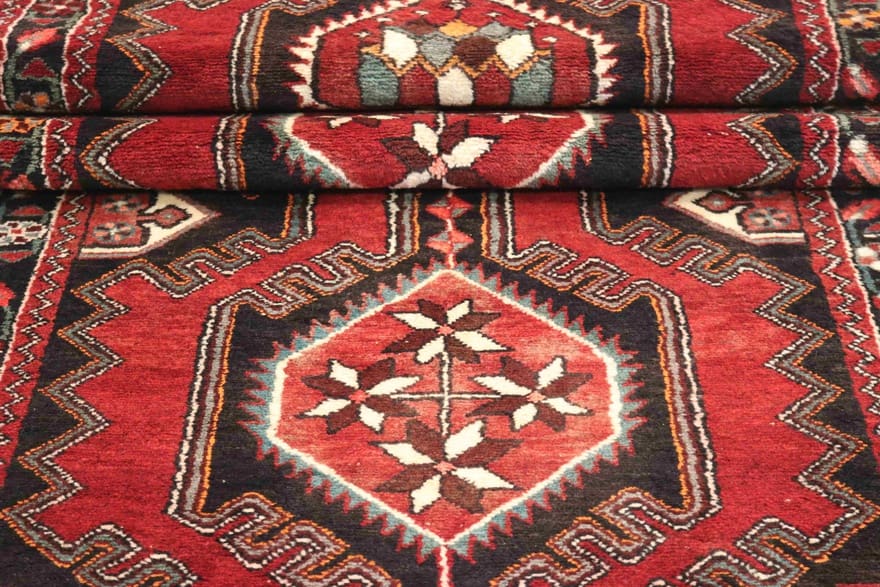 Perserteppich aus Iran, 314 × 106 cm