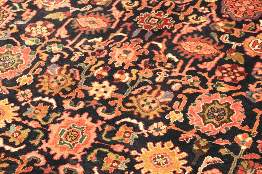Handgeknüpfter Perserteppich, 331 × 220 cm, Wolle