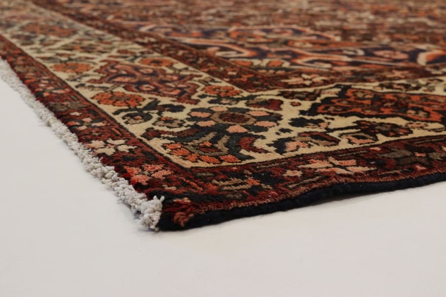Bakhtiari Perserteppich aus Iran, 362 × 311 cm