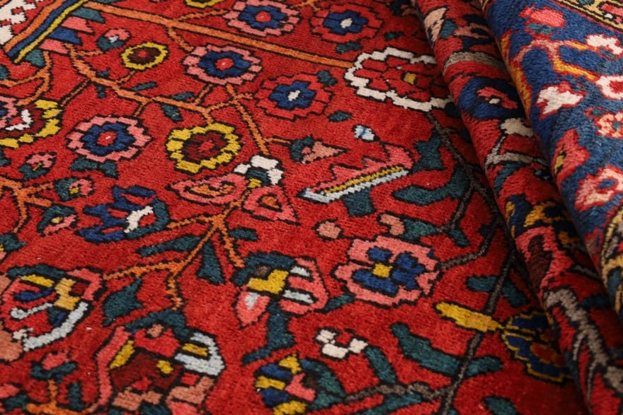 Perserteppich aus Iran, 190 × 144 cm