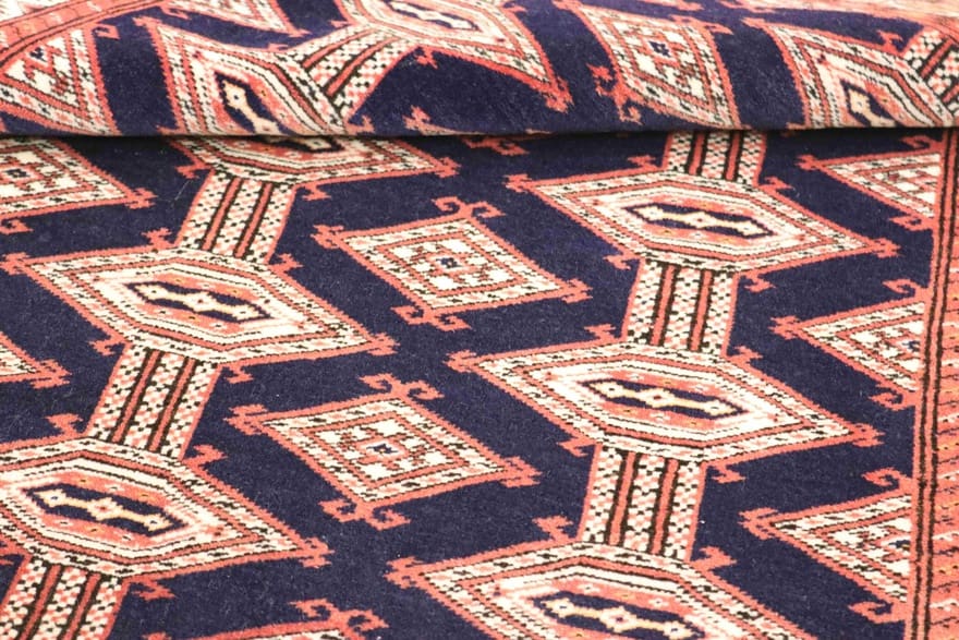 Turkmen Perserteppich aus Iran, 138 × 108 cm