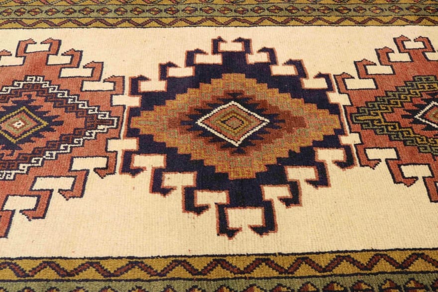 Handgeknüpfter Perserteppich, 190 × 109 cm, Wolle