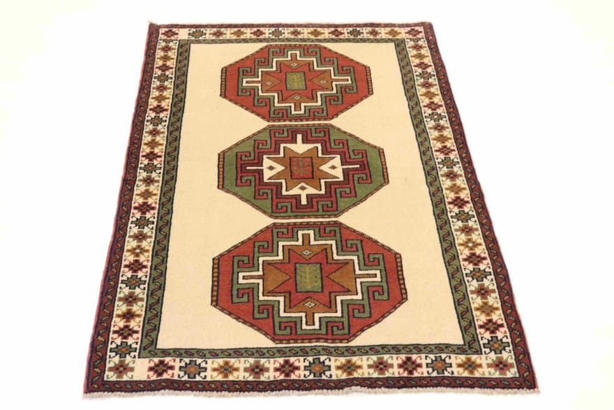 Perserteppich aus Iran, 191 × 113 cm