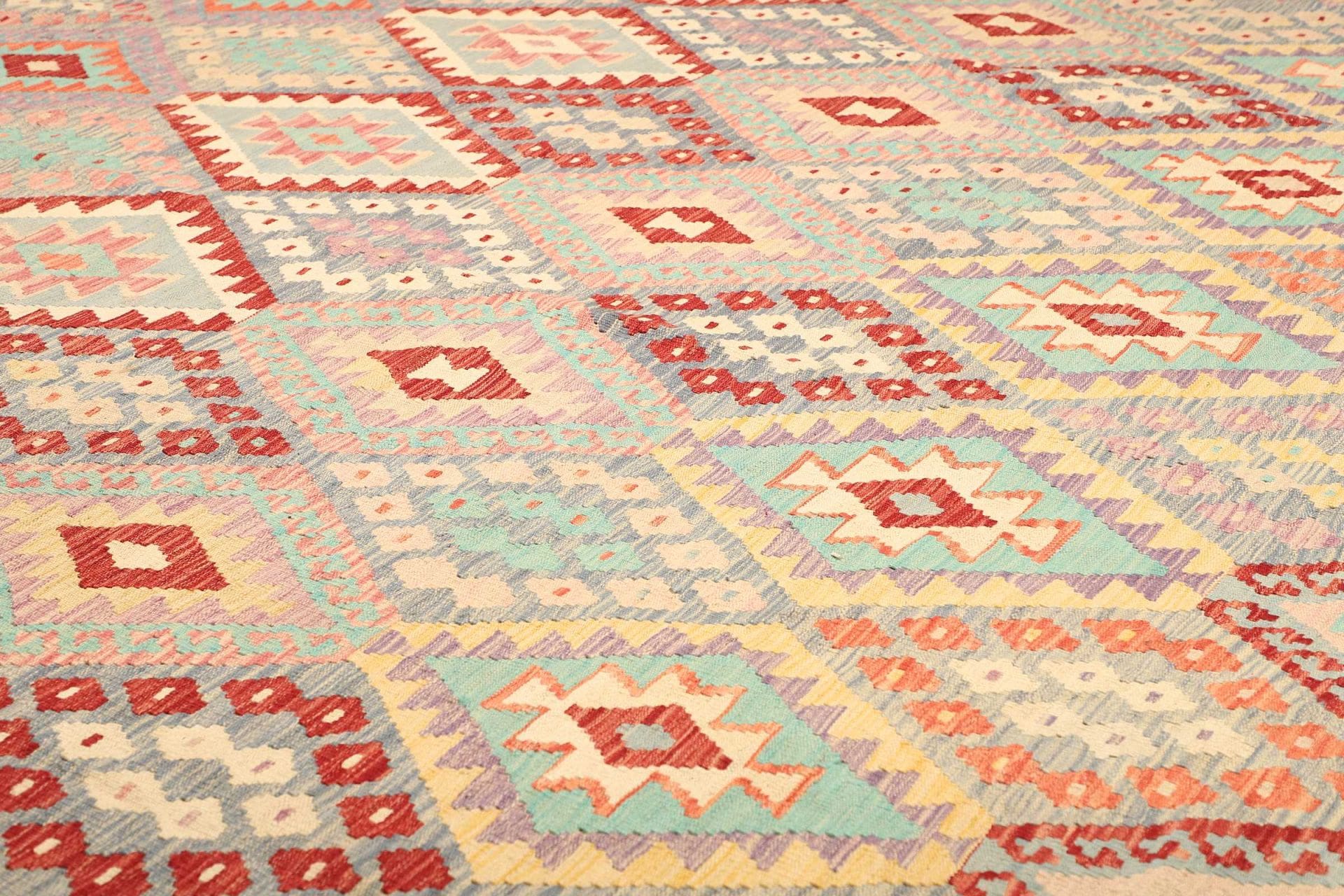 Handgewebter Kelim 371 × 442 cm
