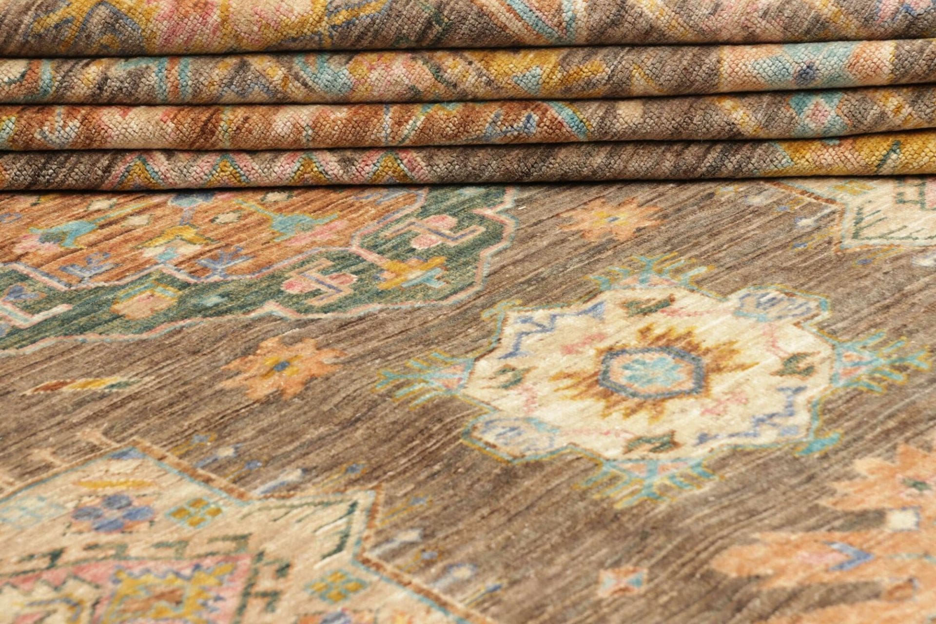 Kazak Orientteppich 363 × 466 cm aus Wolle, handgeknüpft