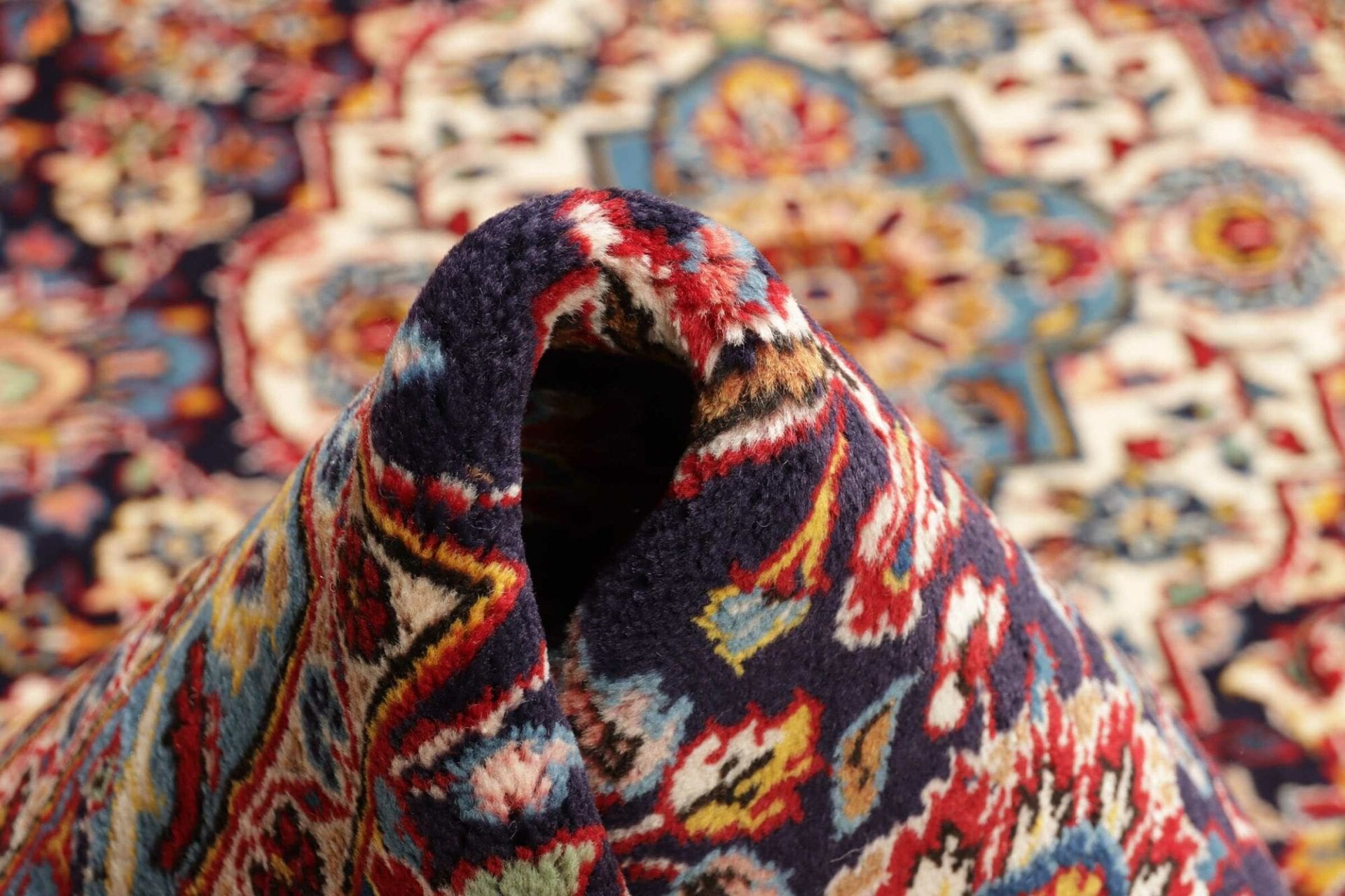 kashan-teppich-303-x-404cm-handgeknupft-schurwolle-perserteppich-9 Kashan Perserteppich aus Iran, 303 × 404 cm