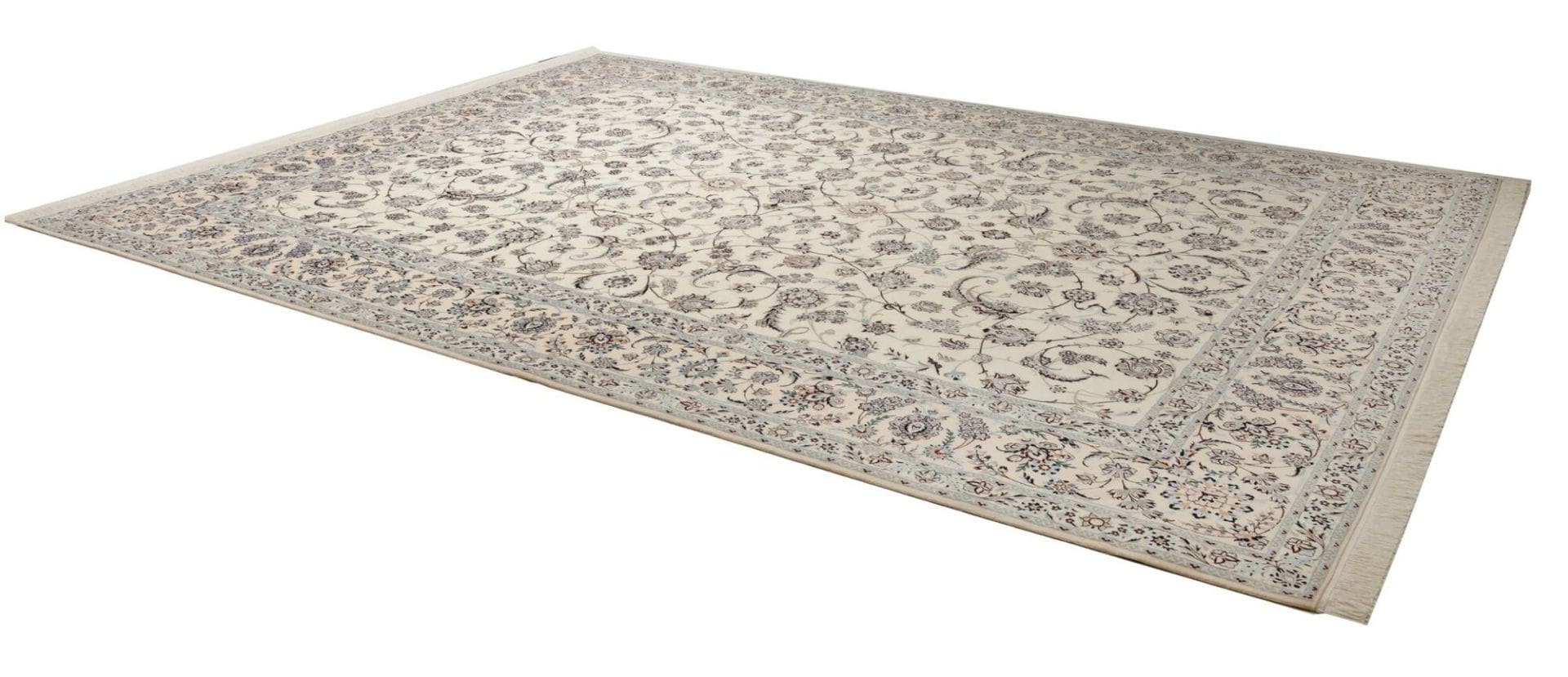 Nain Perserteppich 307 × 408 cm aus Wolle, handgeknüpft