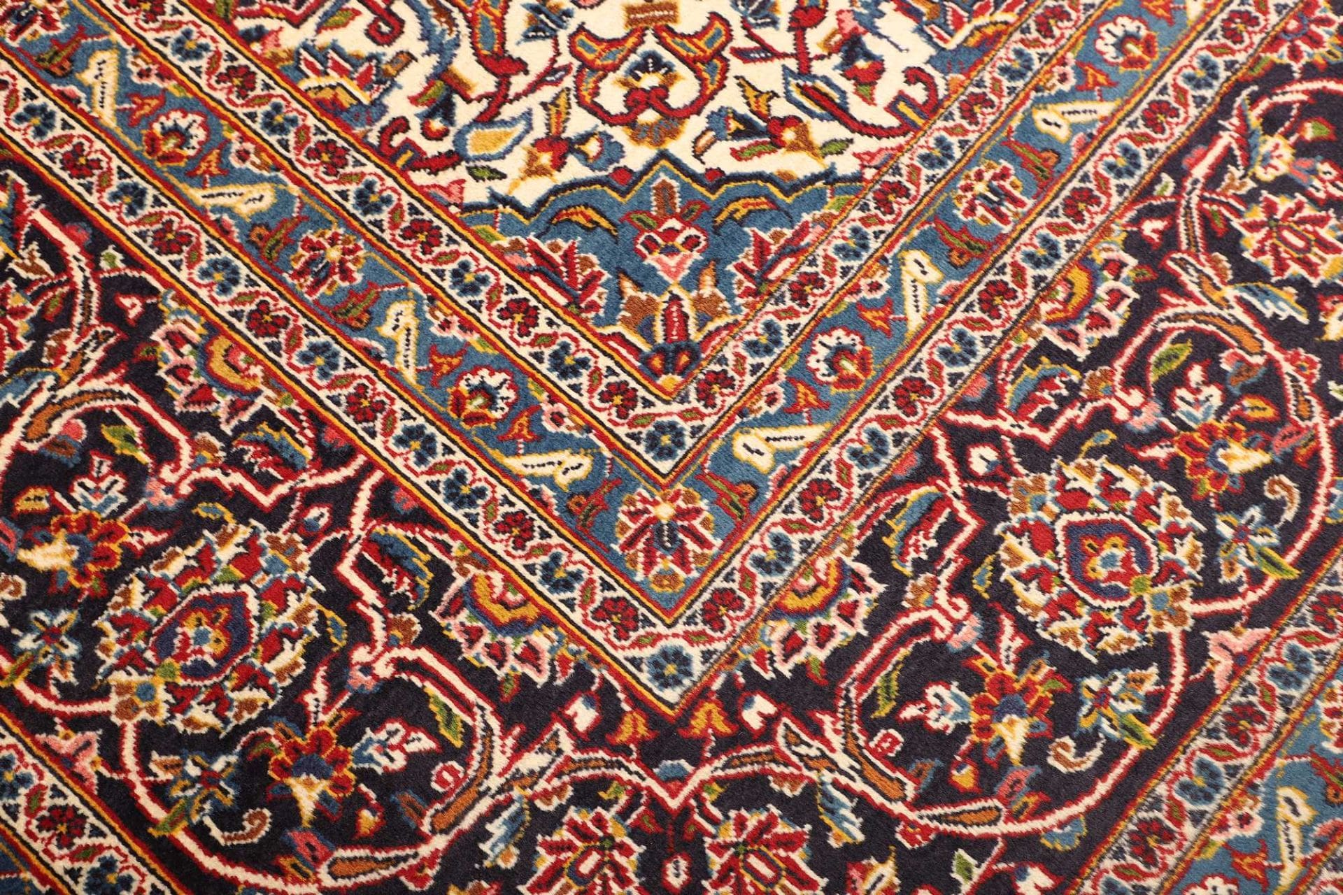 Handgeknüpfter Kashan Perserteppich 303 × 410 cm