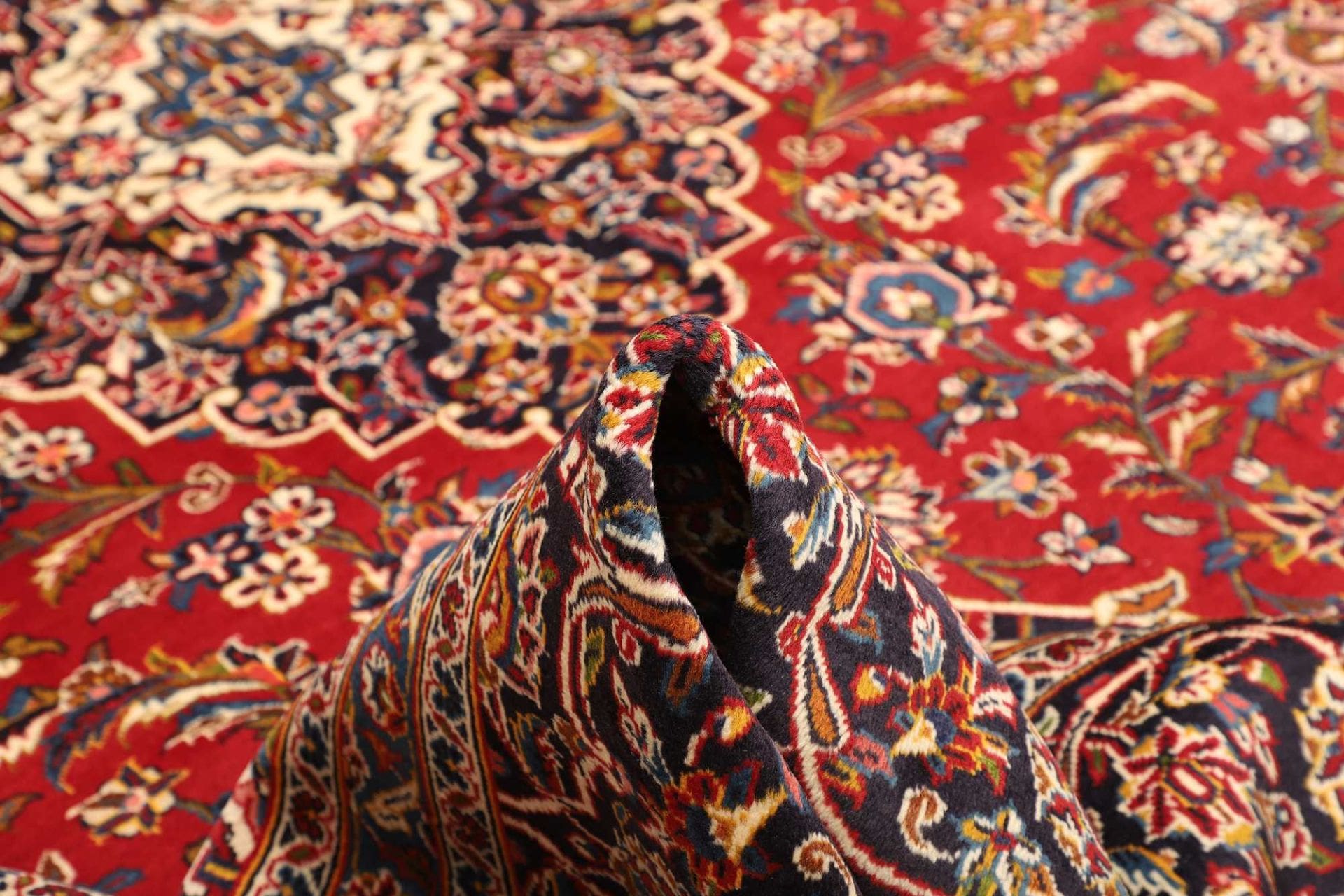 Handgeknüpfter Kashan Perserteppich 303 × 410 cm