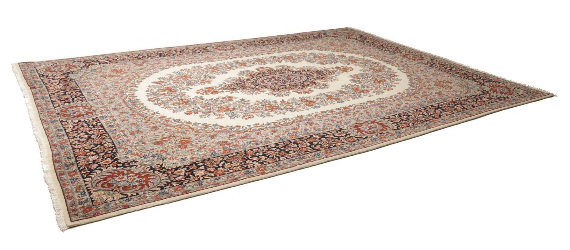 Kerman Perserteppich 294 × 403 cm aus Wolle, handgeknüpft