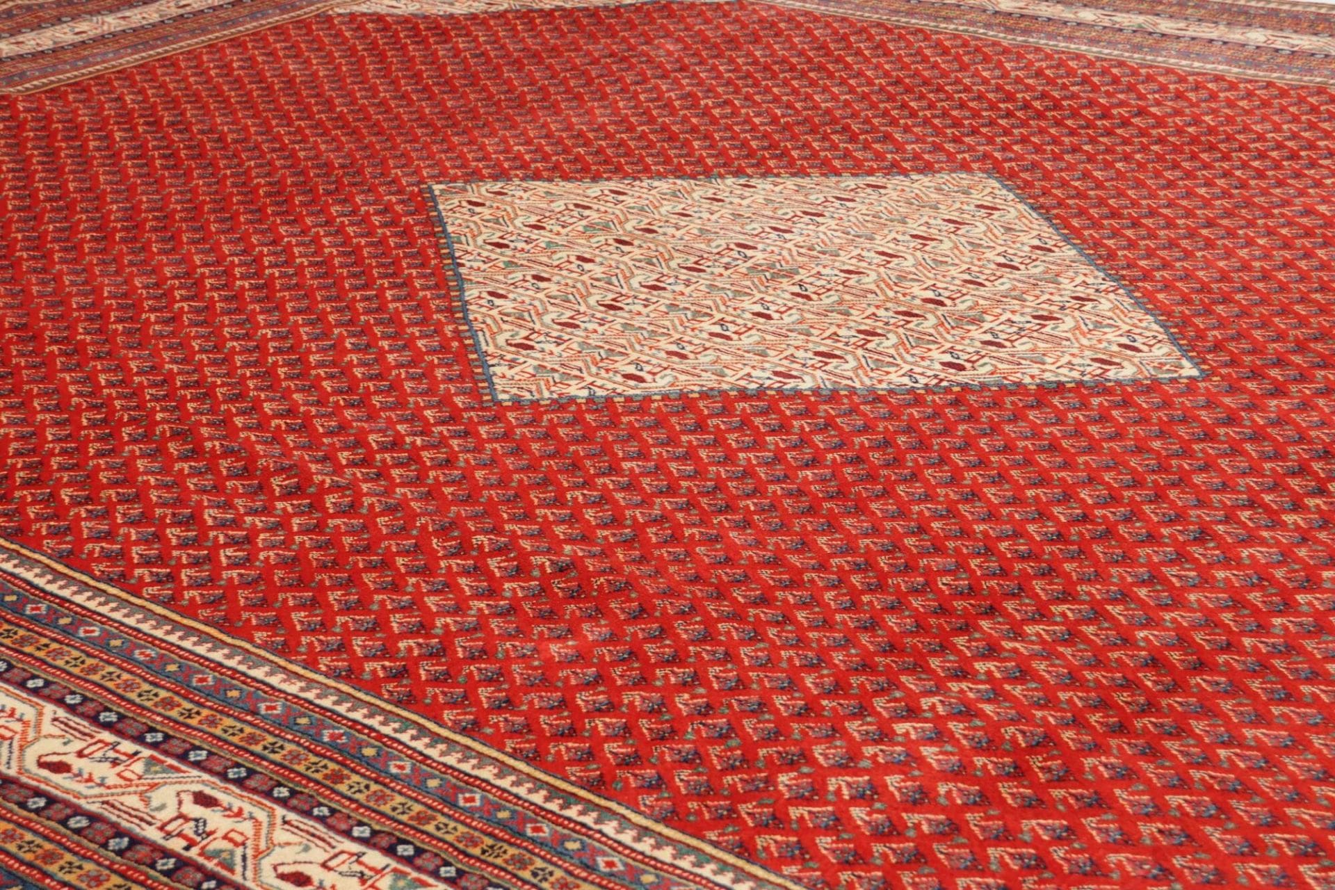 Perserteppich aus Iran, 290 × 385 cm