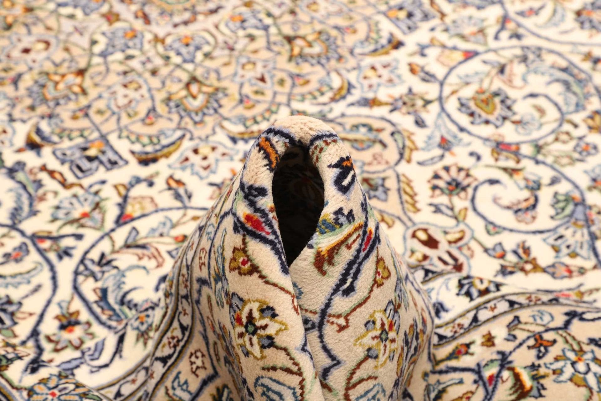 Kashan Perserteppich 300 × 393 cm aus Wolle, handgeknüpft