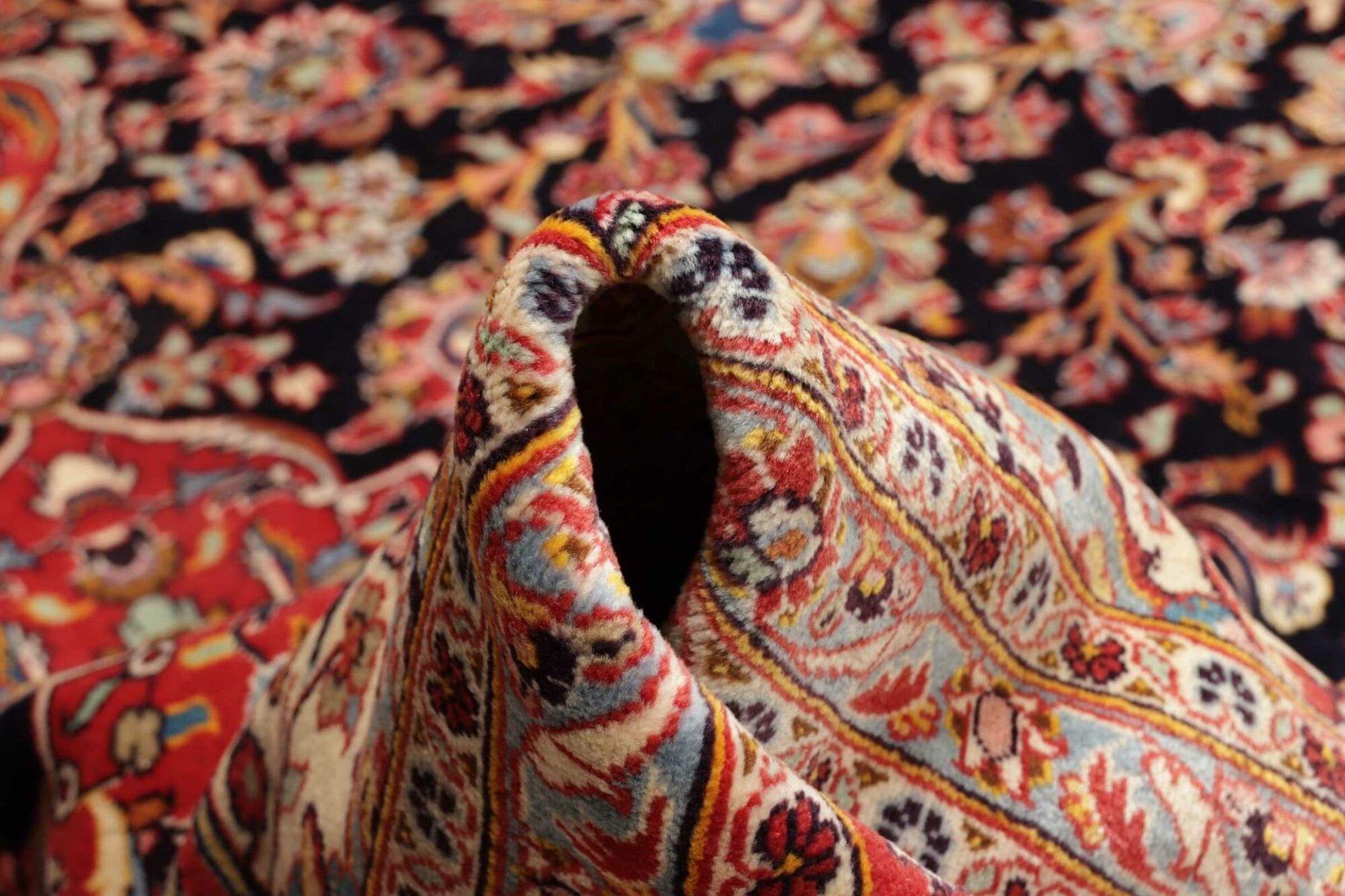 kashan-teppich-298-x-422cm-florale-muster-handgeknupft-perserteppich-9 Kashan Perserteppich aus Iran, 298 × 422 cm