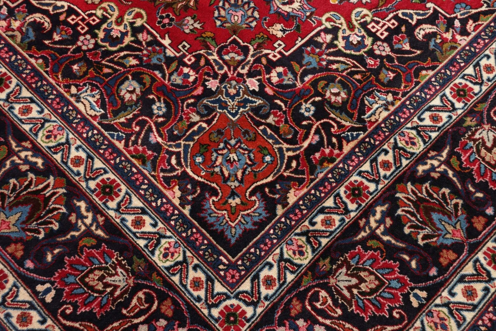 Handgeknüpfter Mashhad Perserteppich 293 × 392 cm