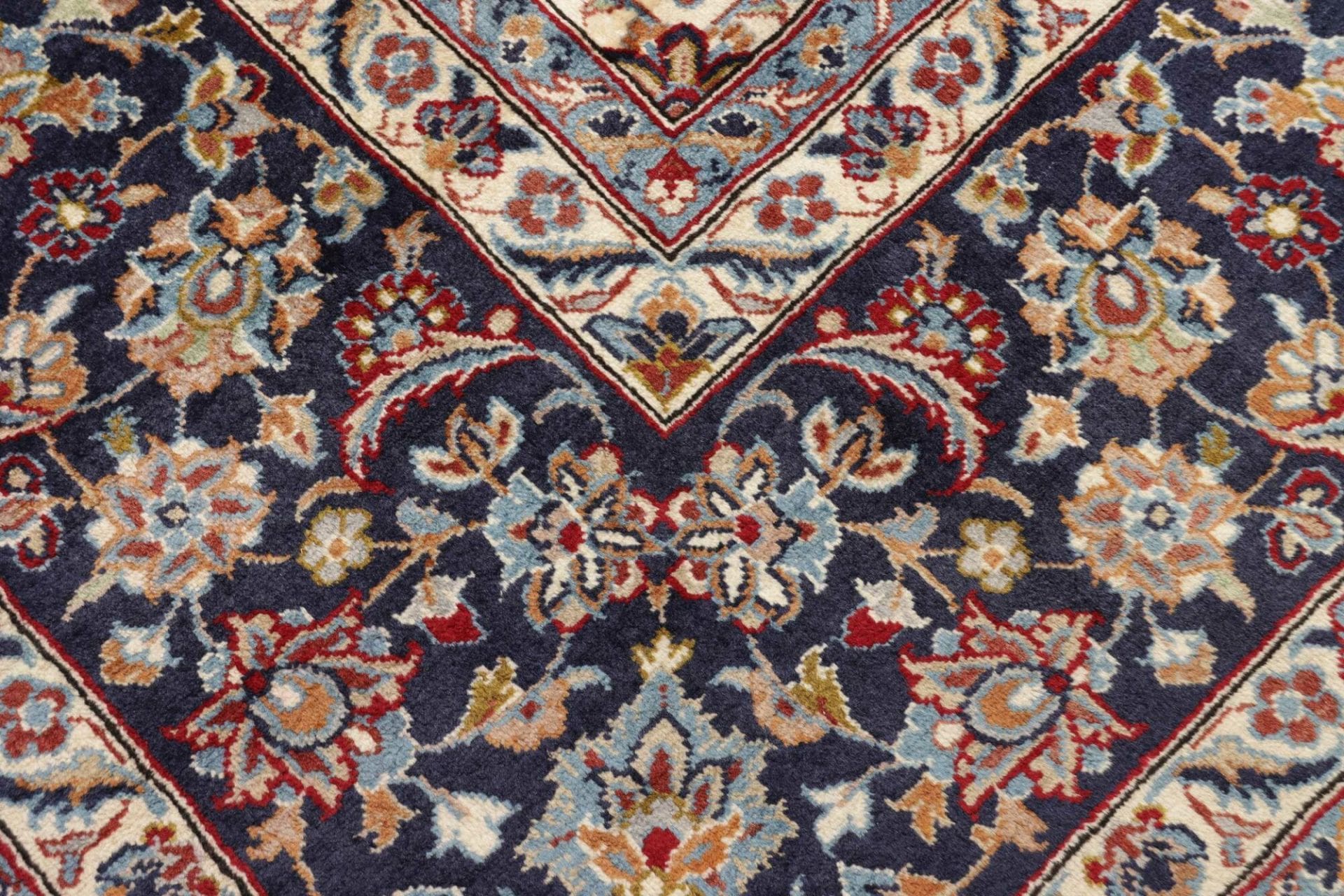 Perserteppich aus Iran, 293 × 420 cm