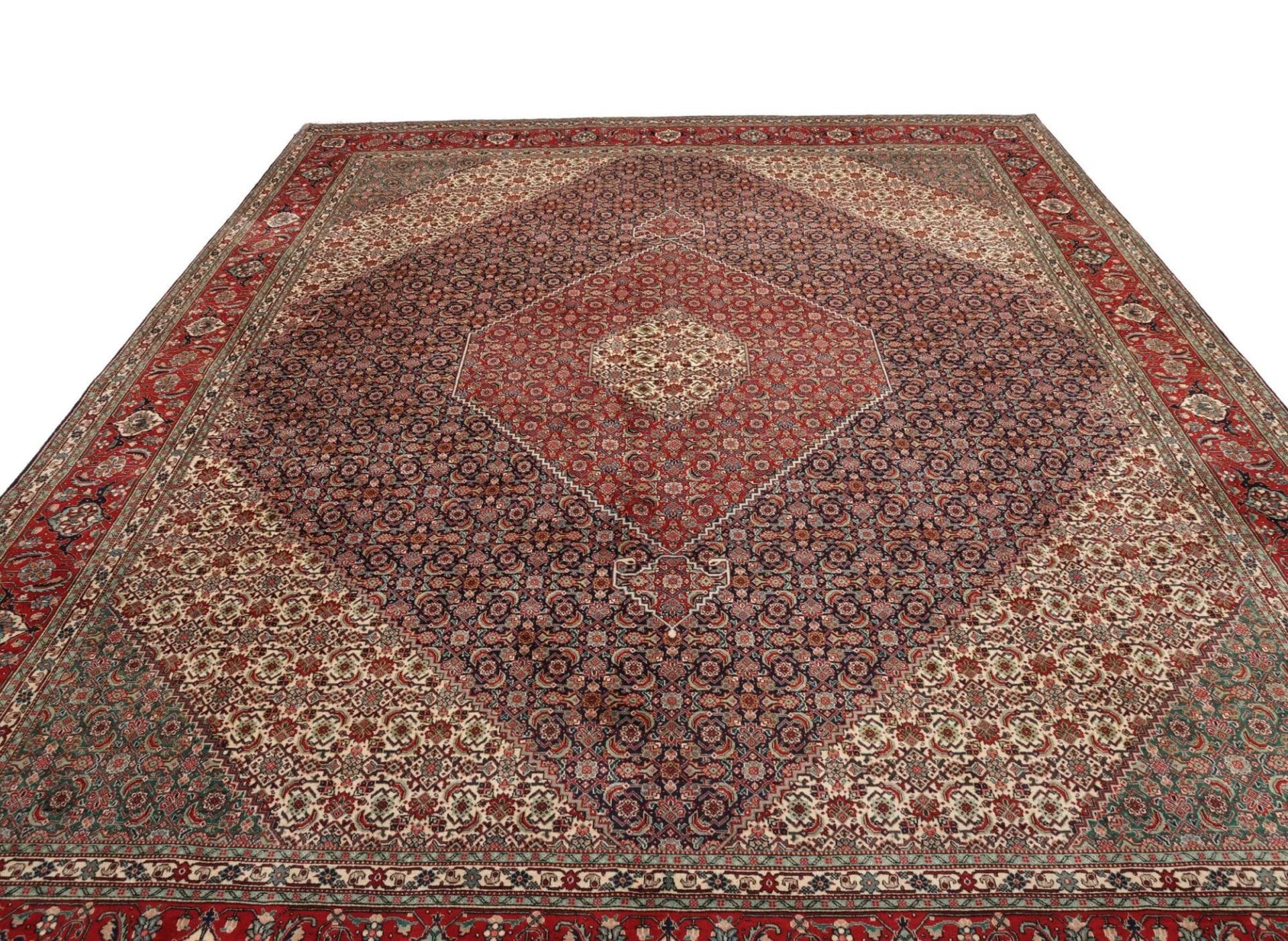 Täbriz Perserteppich aus Iran, 311 × 397 cm