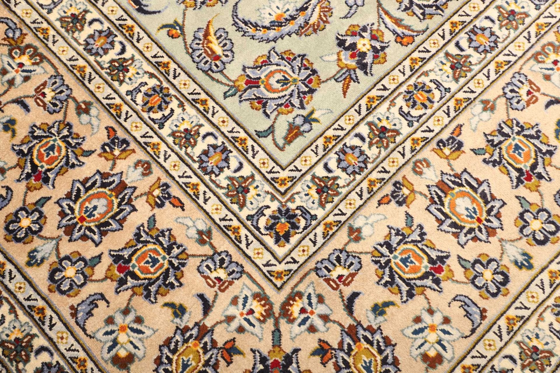 Handgeknüpfter Kashan Perserteppich 308 × 407 cm