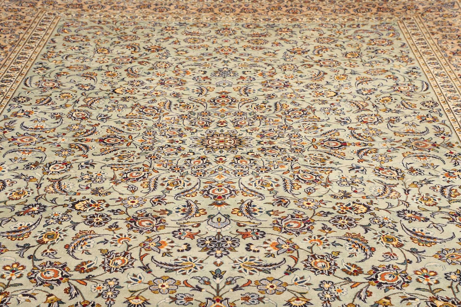 Handgeknüpfter Kashan Perserteppich 308 × 407 cm