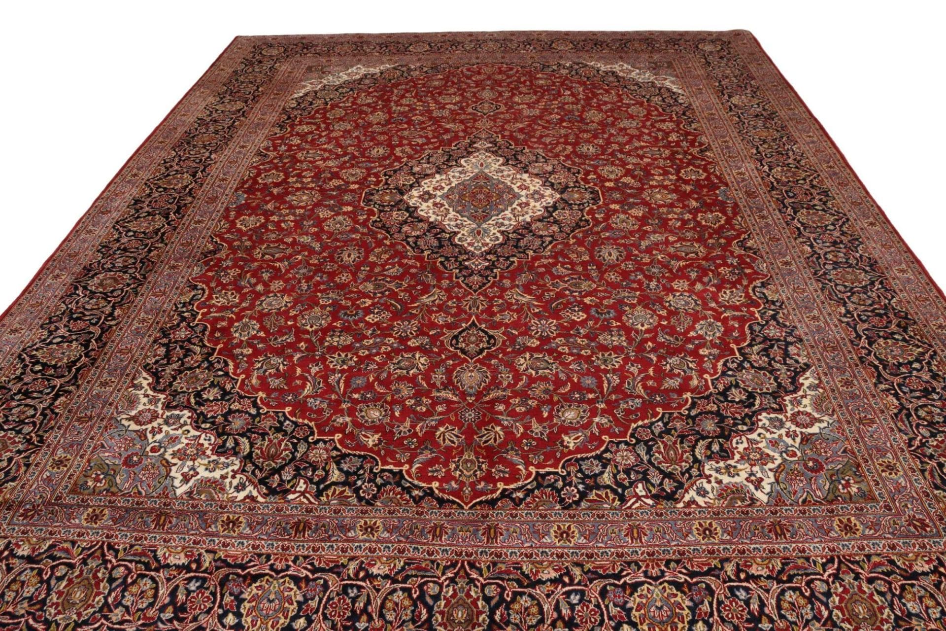 Handgeknüpfter Kashan Perserteppich 303 × 392 cm