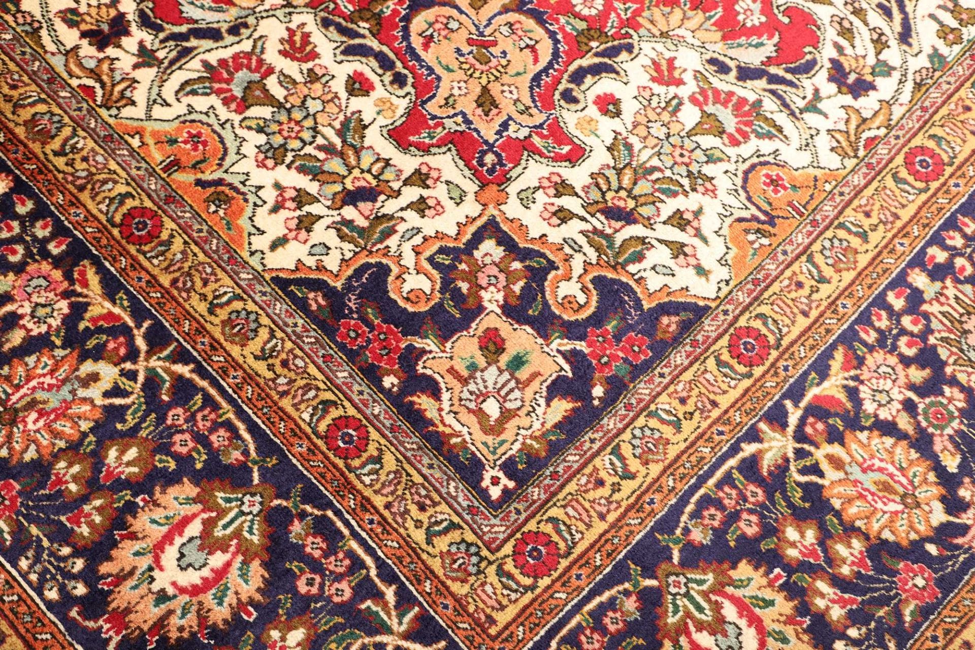 Täbriz Perserteppich aus Iran, 301 × 410 cm