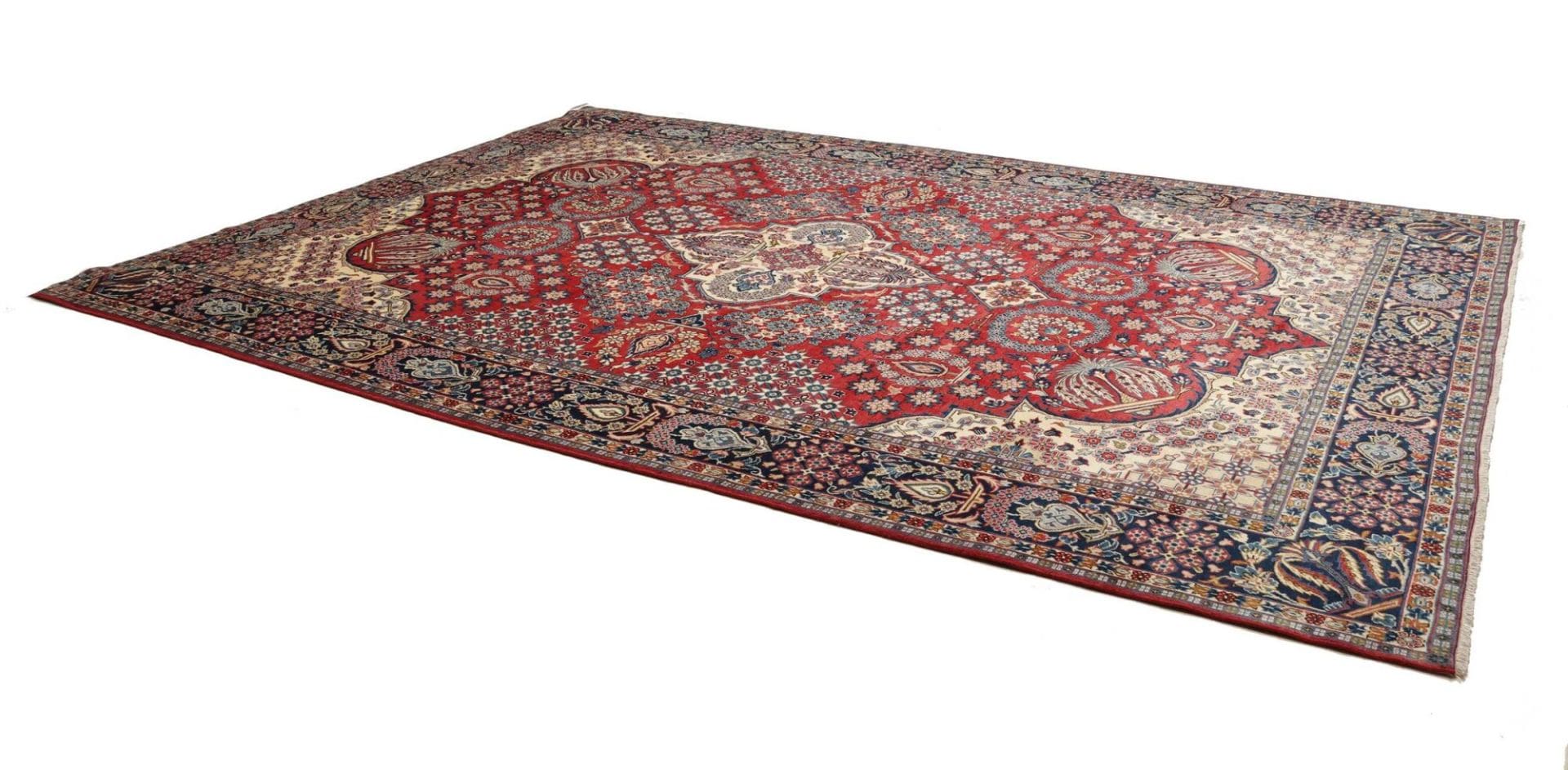 Handgeknüpfter Perserteppich 291 × 410 cm