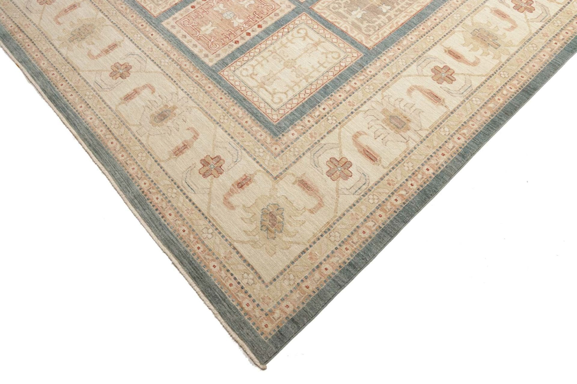 Handgeknüpfter Bakhtiari Orientteppich 305 × 392 cm