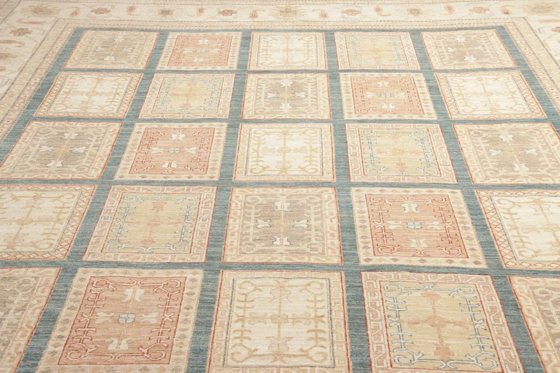 Handgeknüpfter Bakhtiari Orientteppich 305 × 392 cm