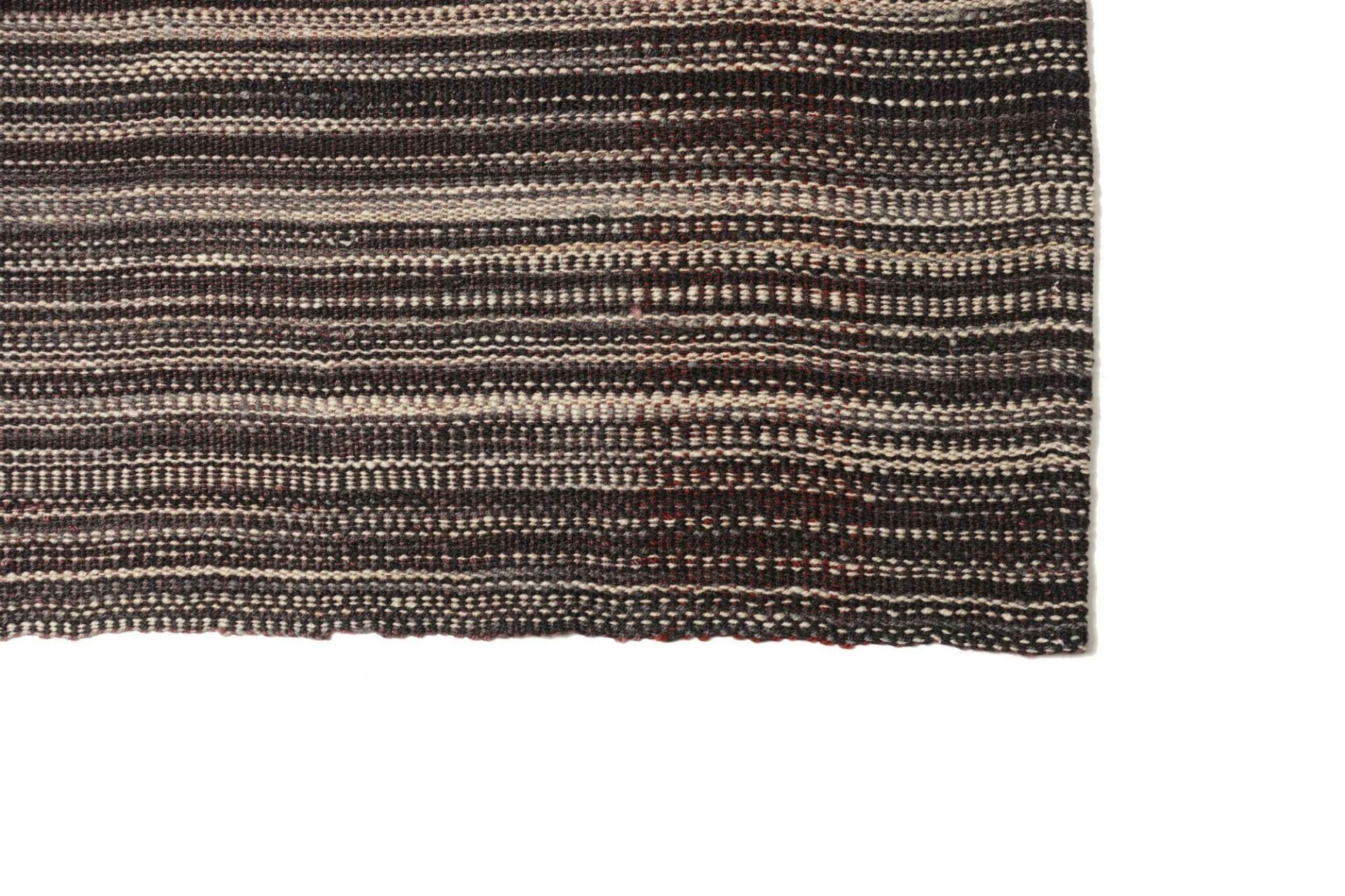Kelim Perserteppich aus Iran, 360 × 455 cm