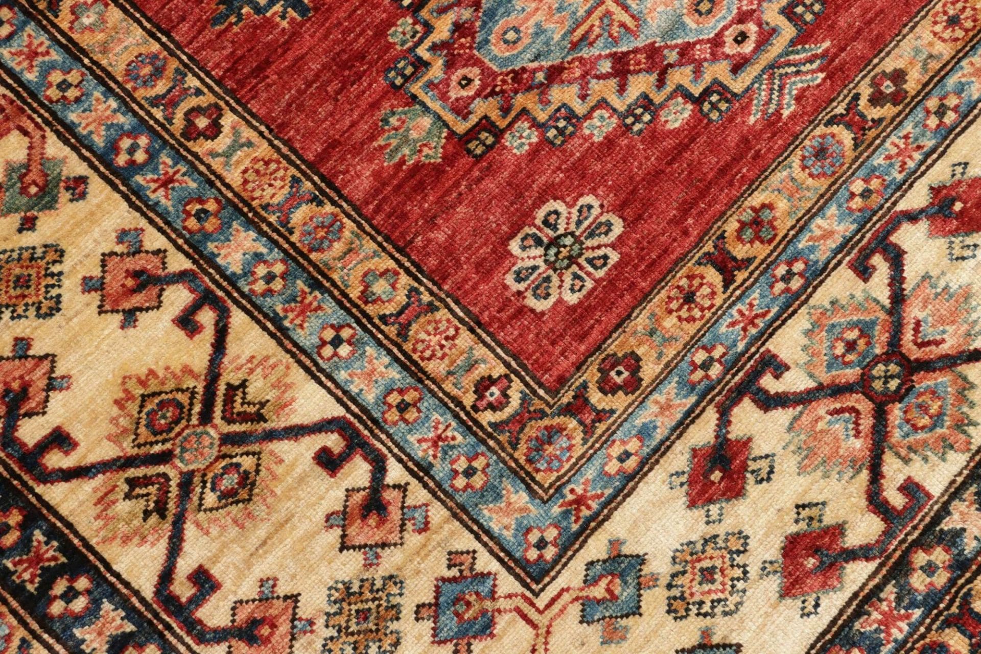 kazak-teppich-273-x-363-cm-geometrische-muster-handgeknupft-5 Kazak Orientteppich 273 × 363 cm aus Wolle, handgeknüpft