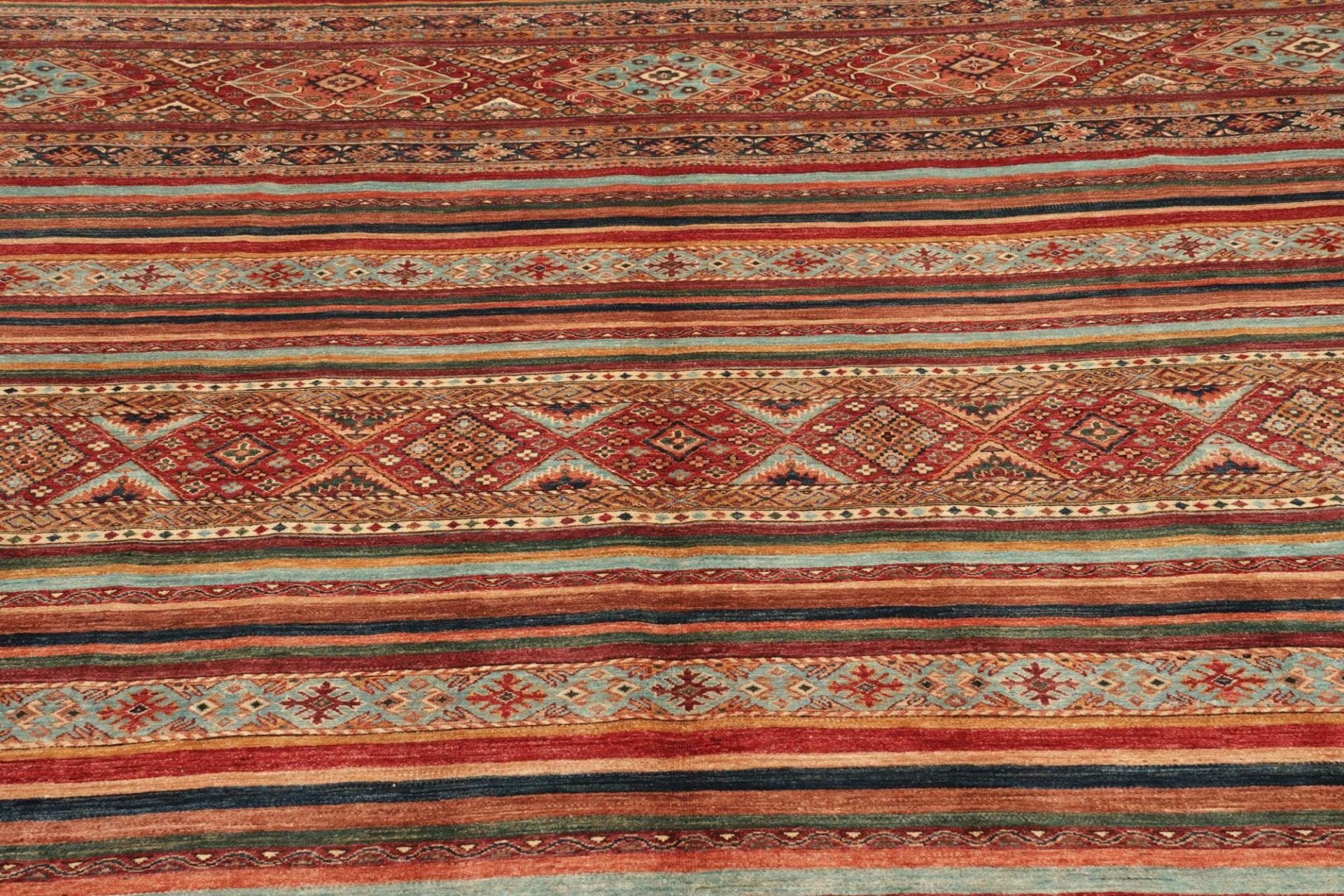 samarkand-orientteppich-253-x-344cm-handgeknupft-wolle-7 Samarkand Orientteppich 253 × 344 cm aus Wolle, handgeknüpft