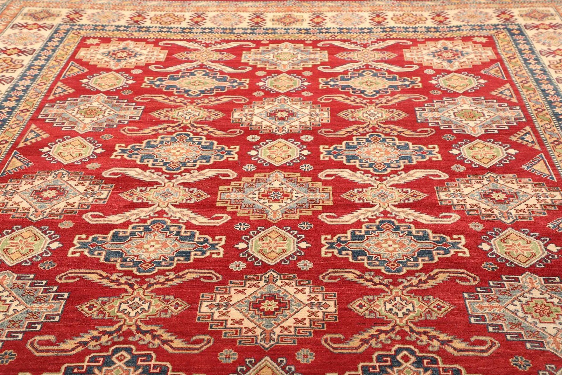 Kazak Orientteppich 276 × 360 cm aus Wolle, handgeknüpft