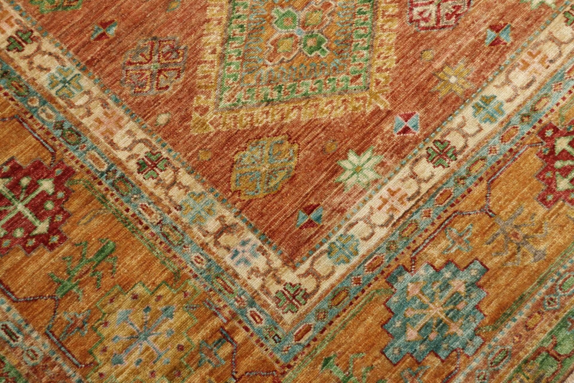 kazak-teppich-265-x-356cm-geometrische-muster-handgeknupft-5 Kazak Orientteppich aus Pakistan, 265 × 356 cm