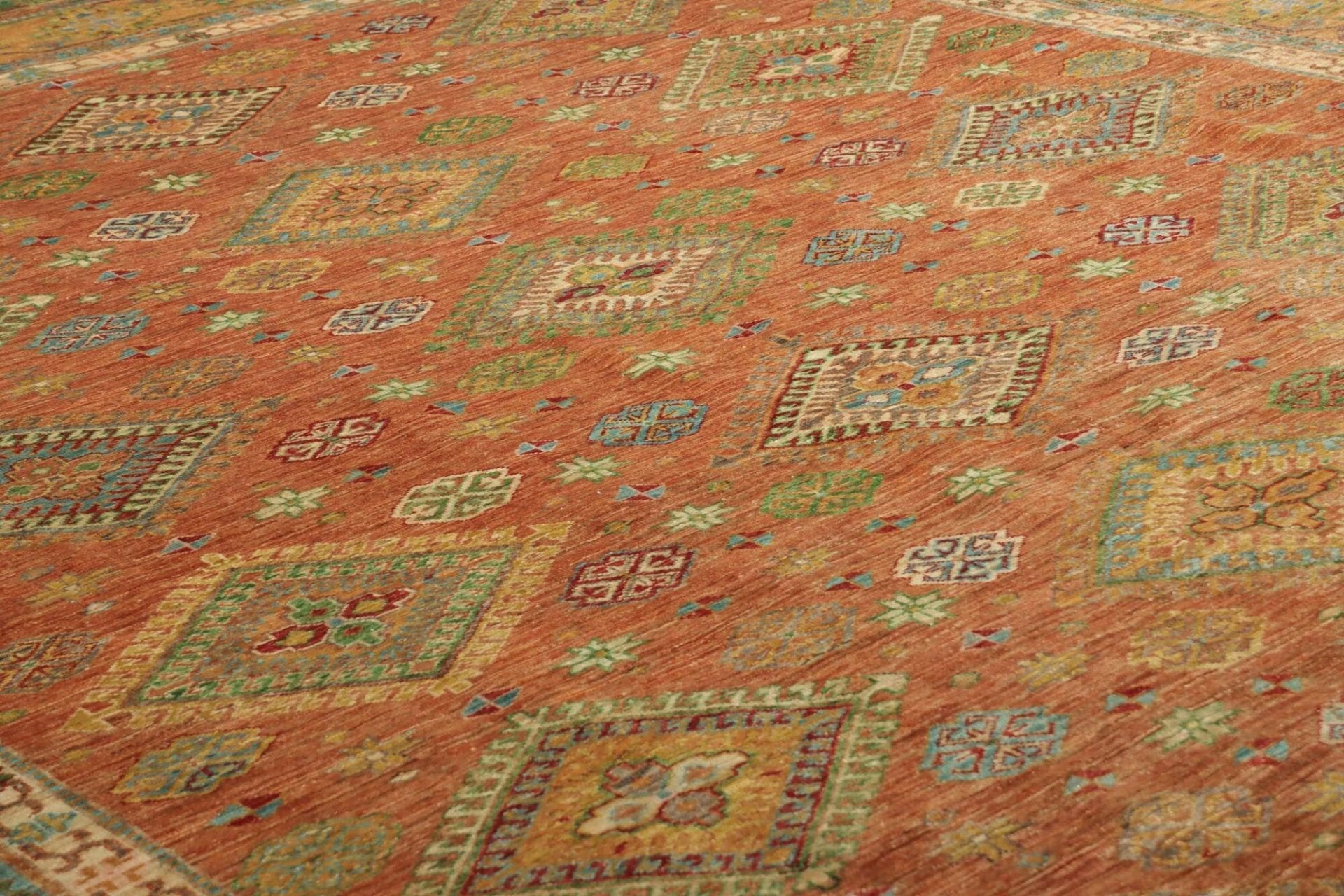 kazak-teppich-265-x-356cm-geometrische-muster-handgeknupft-7 Kazak Orientteppich aus Pakistan, 265 × 356 cm