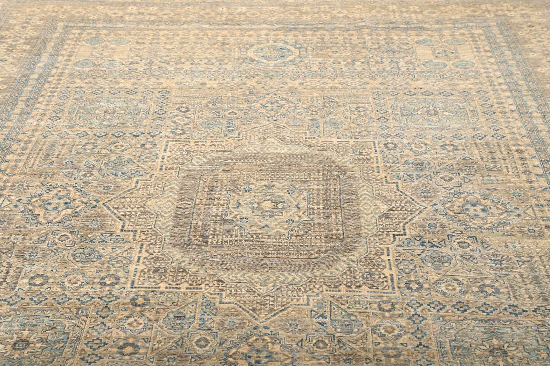 Mamluk Orientteppich aus Pakistan, 251 × 343 cm