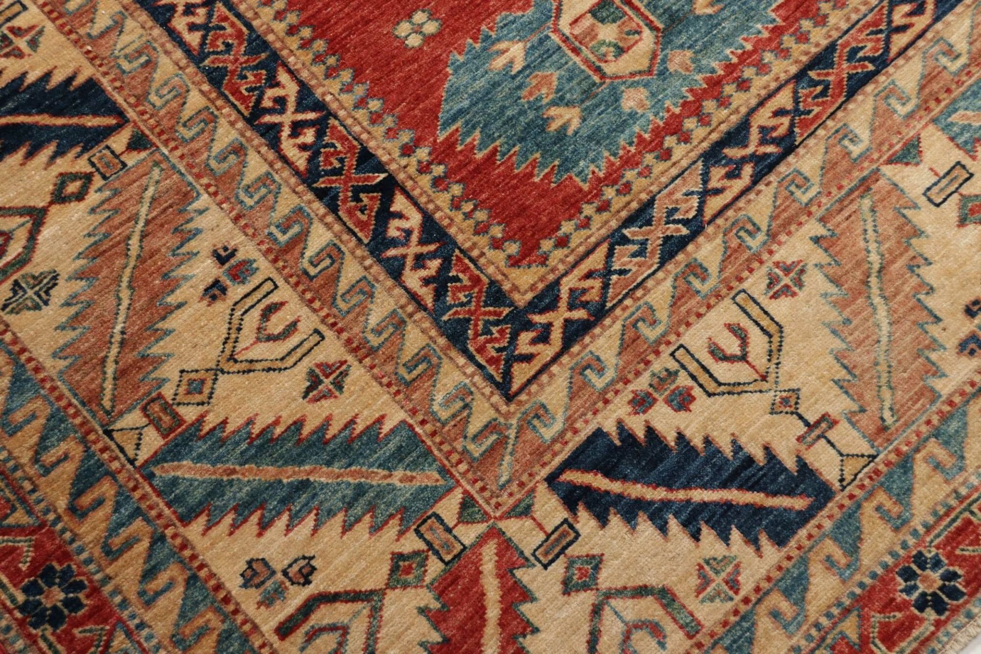 Kazak Orientteppich aus Pakistan, 271 × 370 cm