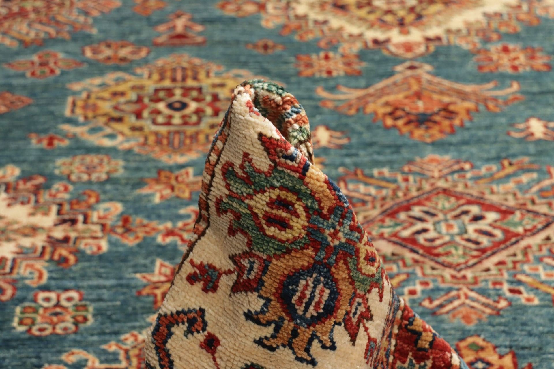 kazak-orientteppich-268-x-355-cm-handgeknupft-geometrische-muster-9 Handgeknüpfter Kazak Orientteppich 268 × 355 cm