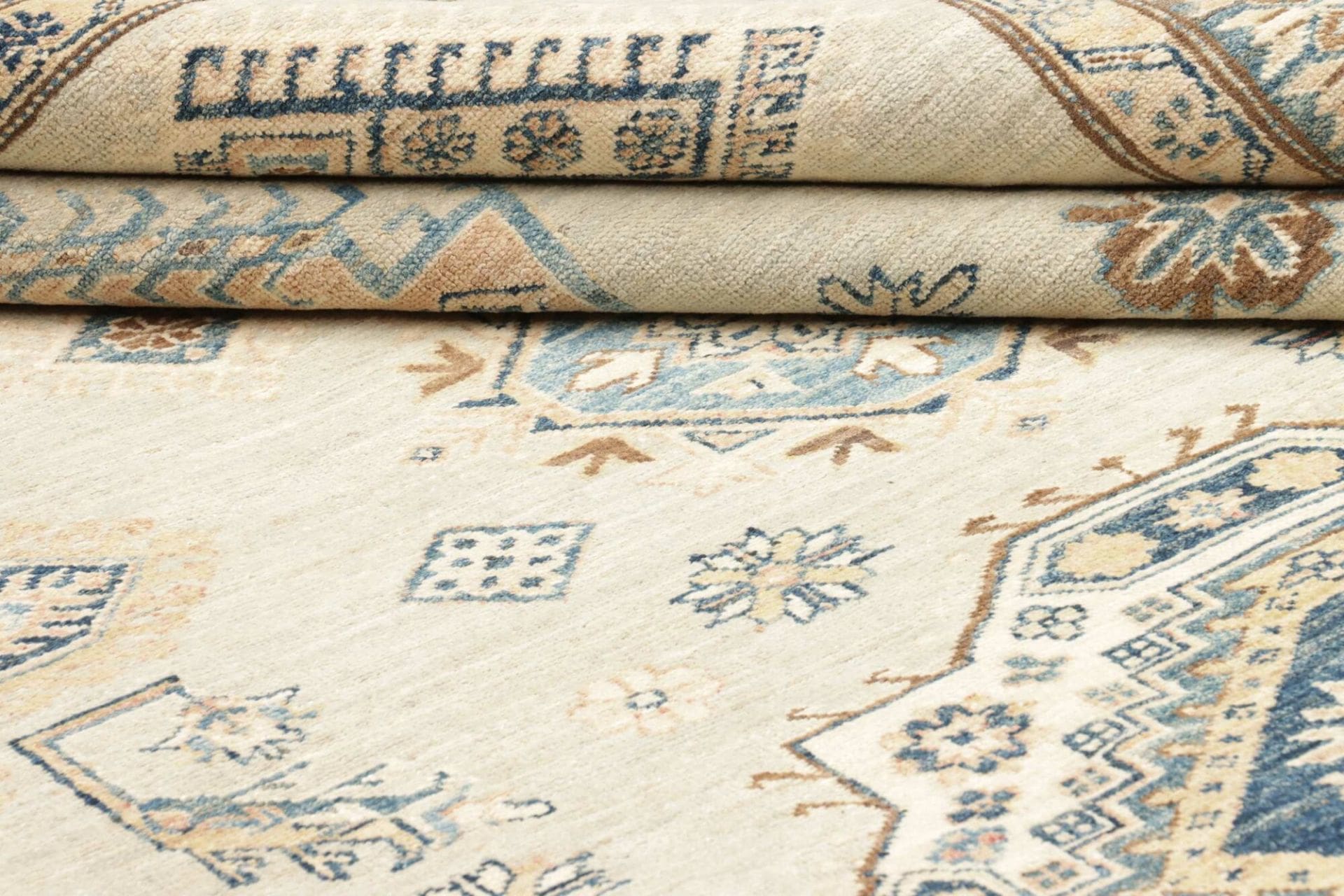 kazak-orientteppich-267-x-375-cm-handgeknupft-geometrisches-muster-9 Kazak Orientteppich 267 × 375 cm aus Wolle, handgeknüpft