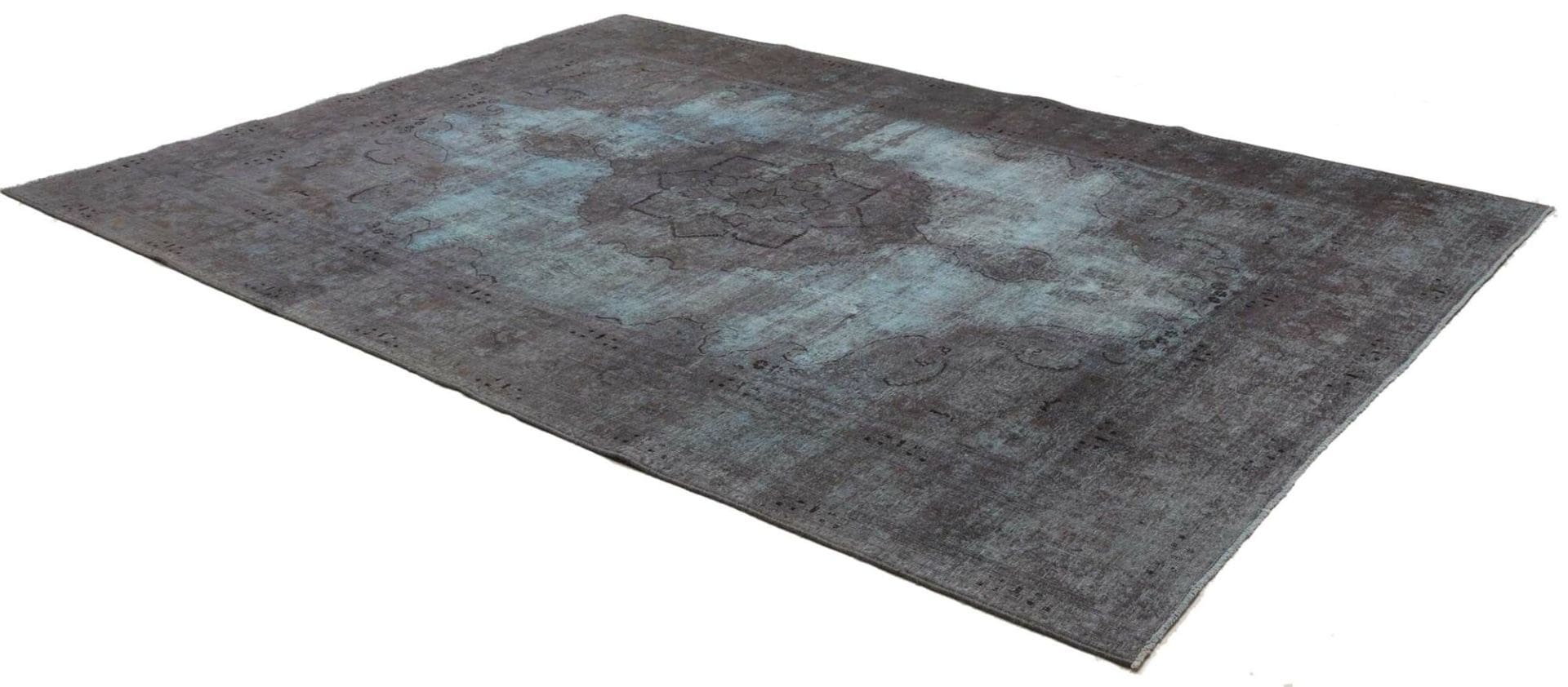 Perserteppich aus Iran, 231 × 334 cm