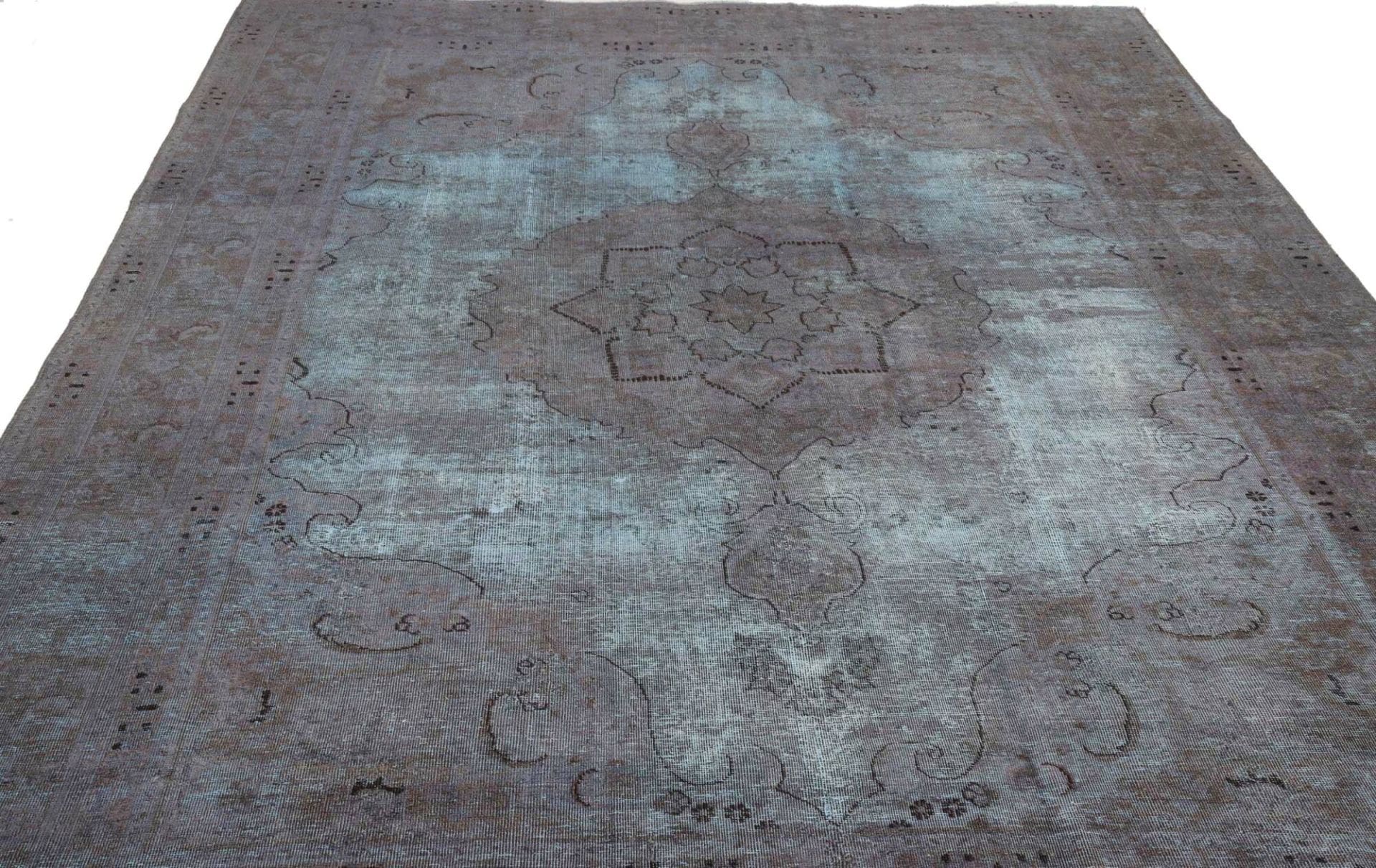Perserteppich aus Iran, 231 × 334 cm