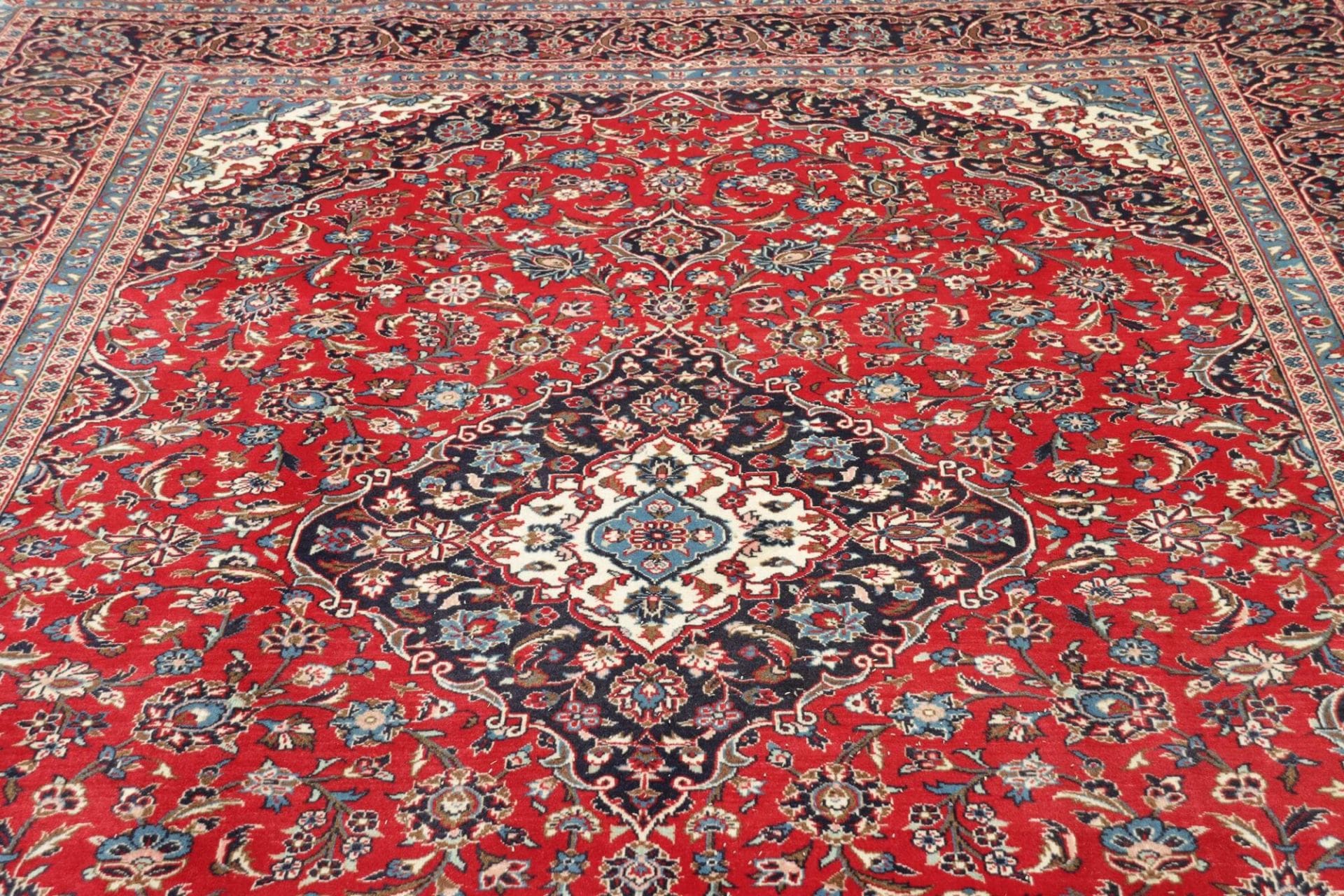 Handgeknüpfter Kashan Perserteppich 246 × 355 cm