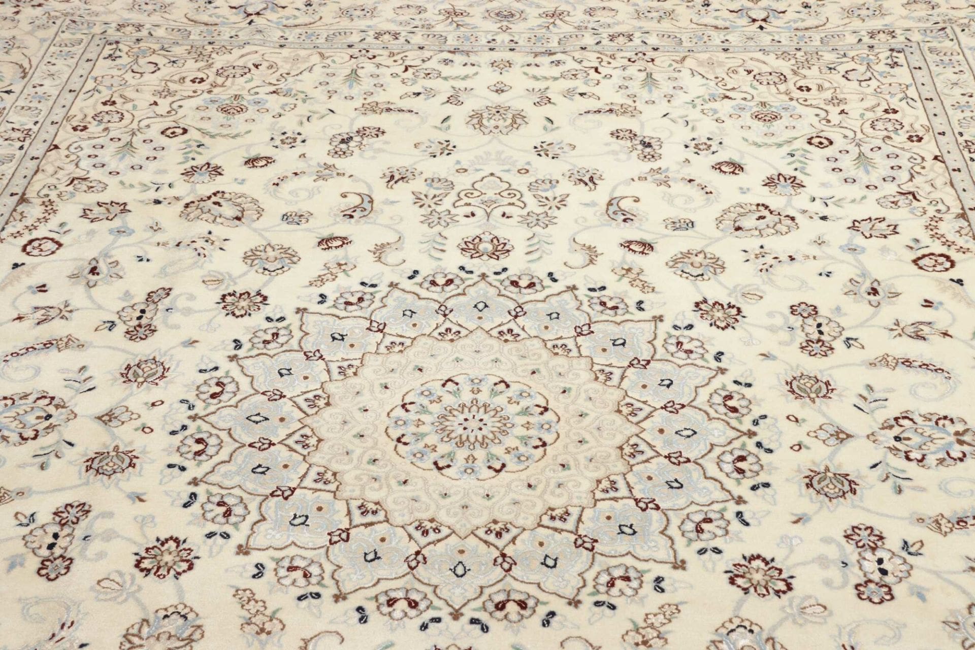 Handgeknüpfter Nain Perserteppich, 259 × 355 cm, Wolle