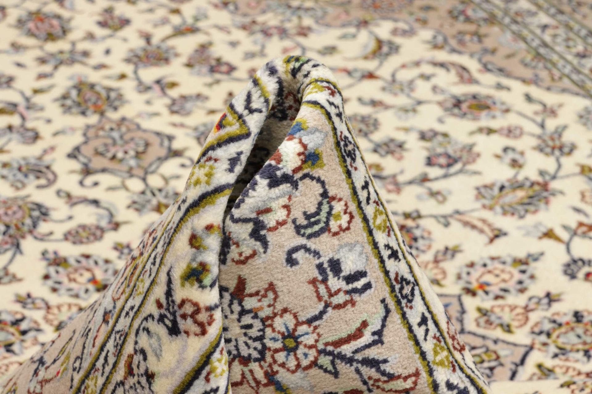 Kashan Perserteppich 251 × 346 cm aus Wolle, handgeknüpft
